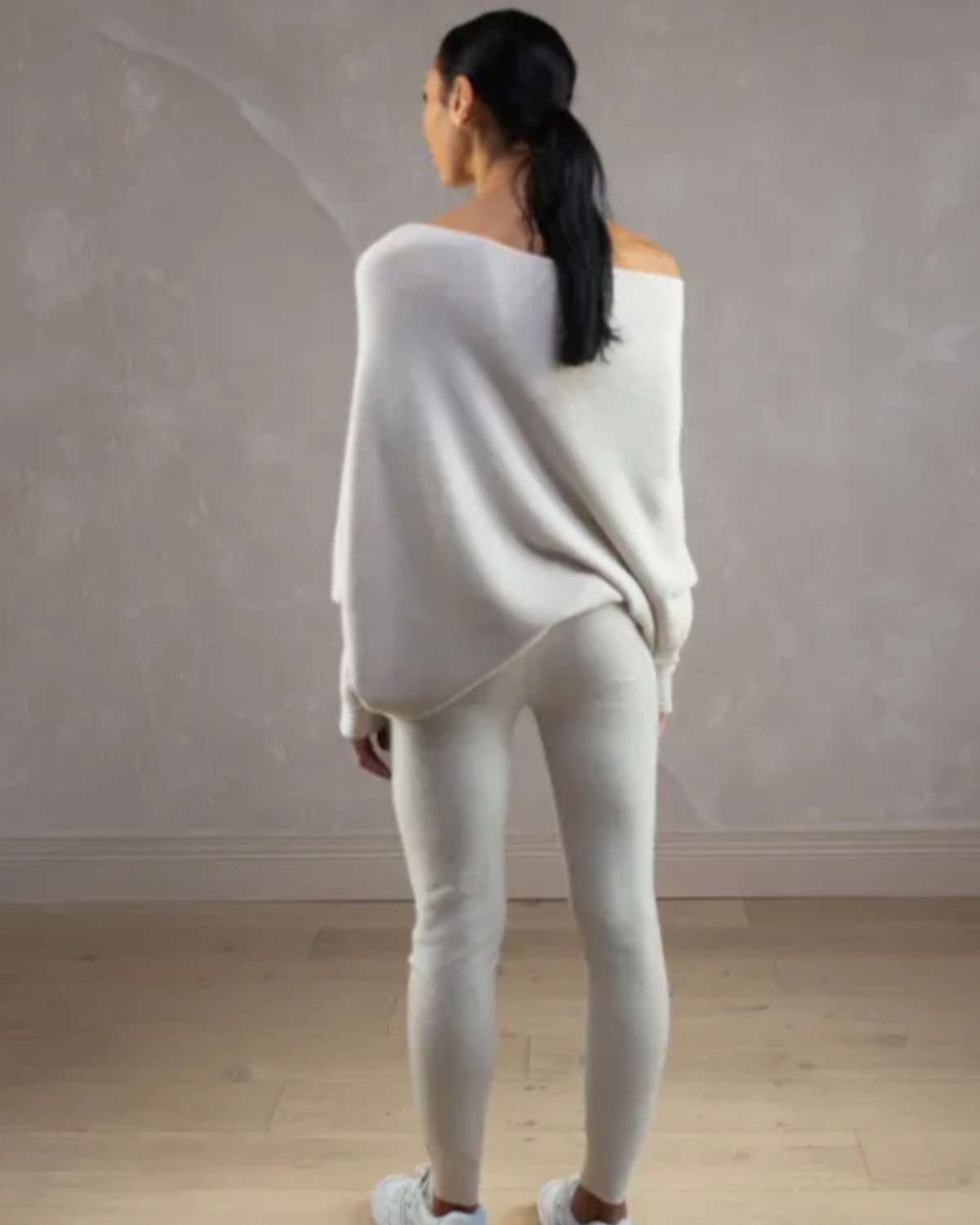 Plain Asymmetric Jumper