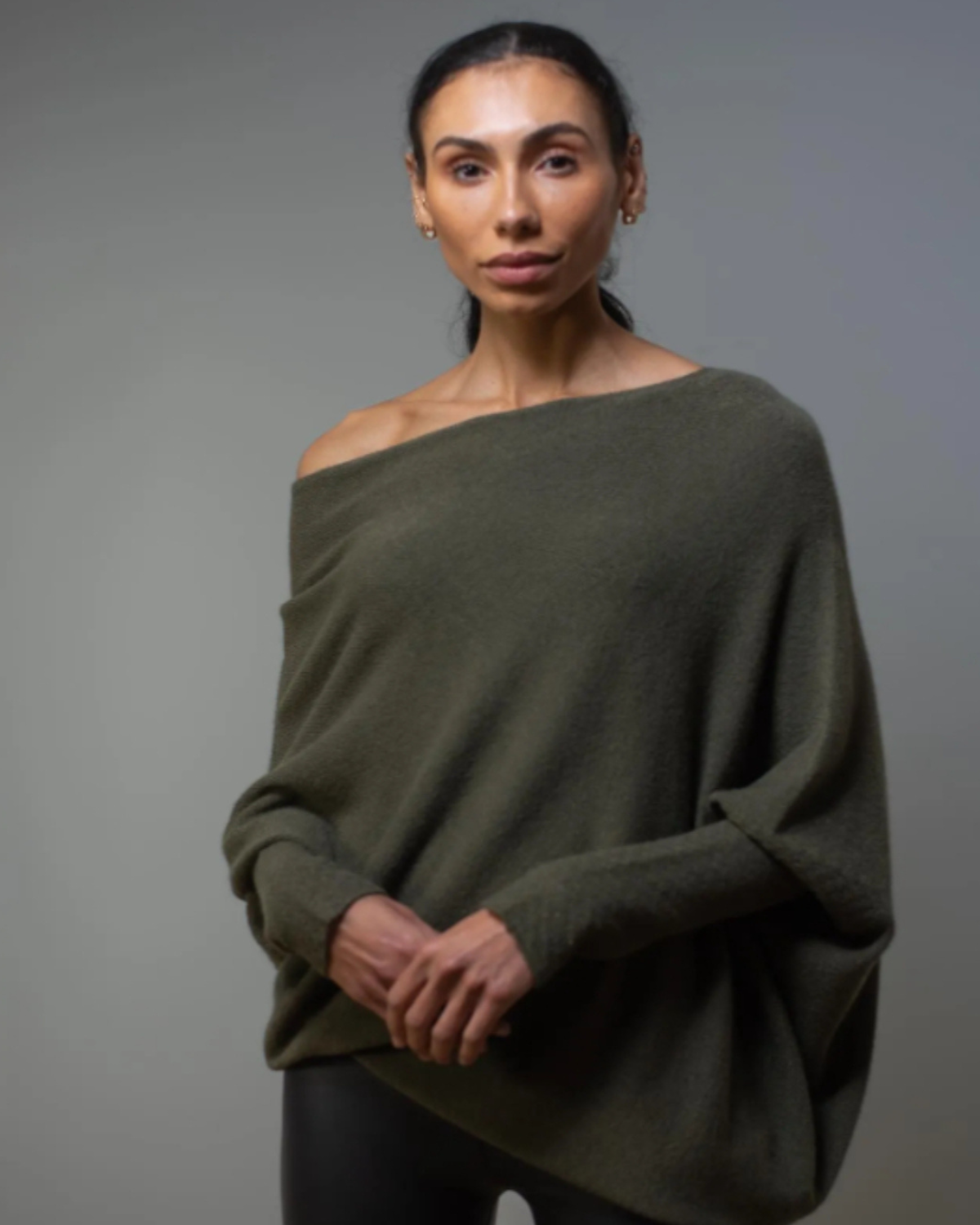 Plain Asymmetric Jumper