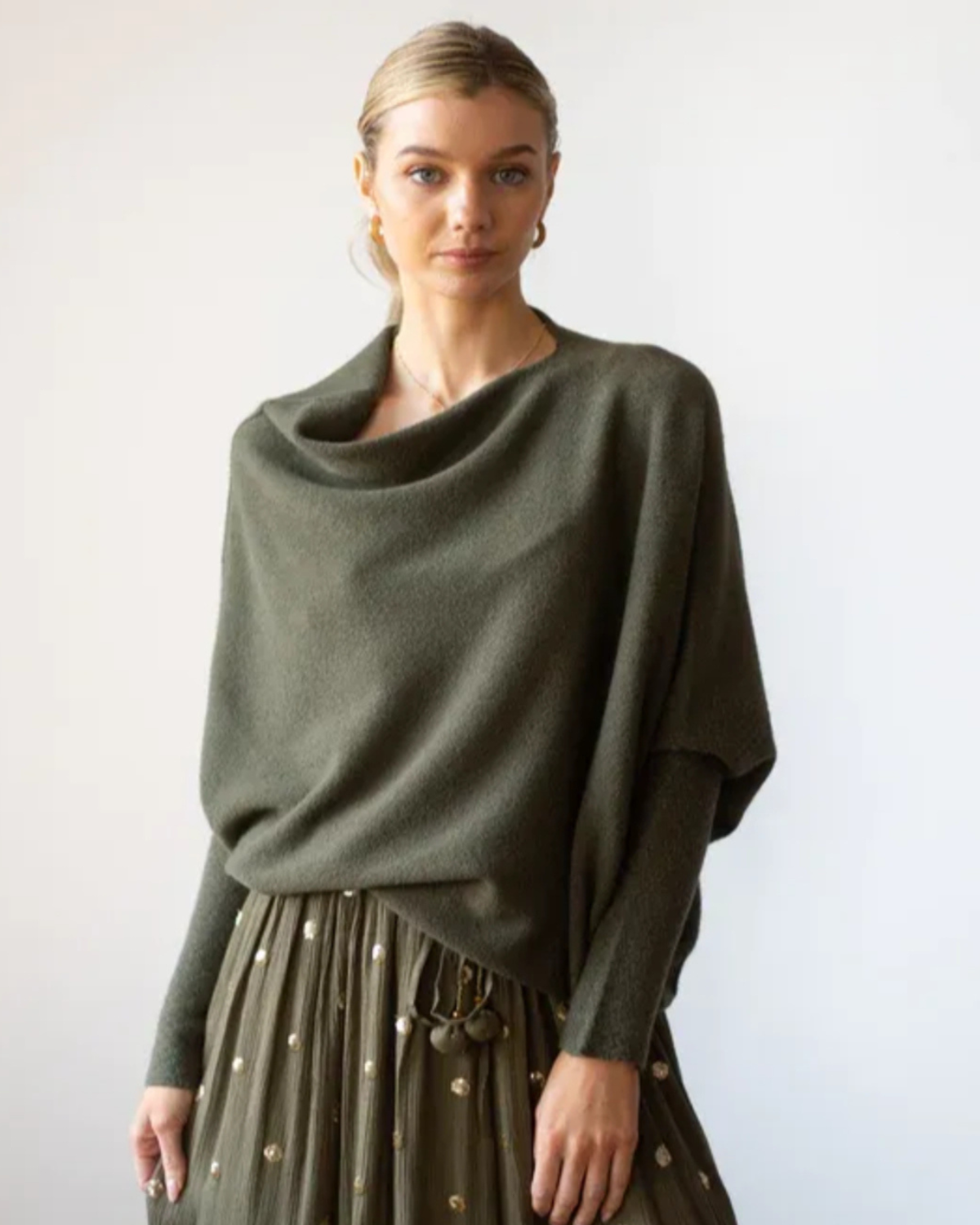 Plain Asymmetric Jumper